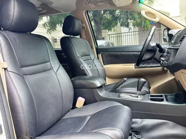 Toyota Fortuner 2.7V TRD 4x2 2014 16