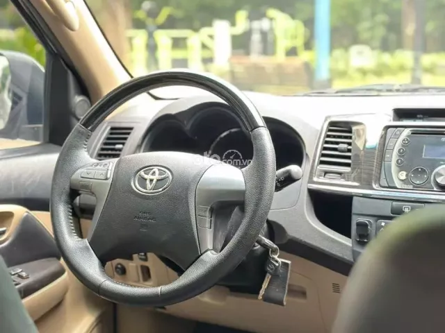 Toyota Fortuner 2.7V TRD 4x2 2014 19