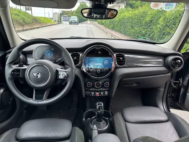 Mini Cooper S 5 cửa 2023 9