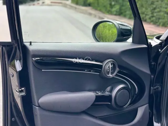 Mini Cooper S 5 cửa 2023 6