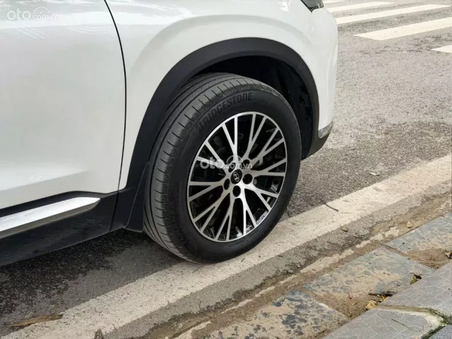 Hyundai Santa Fe Hybrid 2022 8