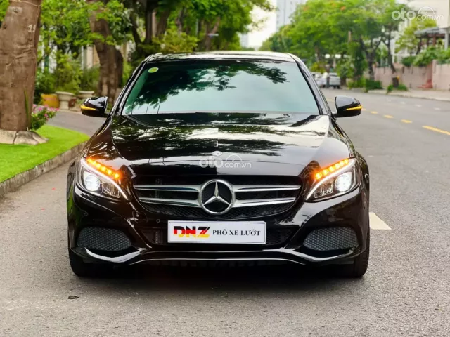 Mercedes-Benz C200 2.0 AT 2016 2