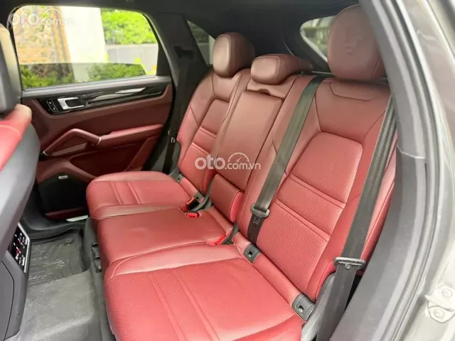 Porsche Cayenne 2018 7