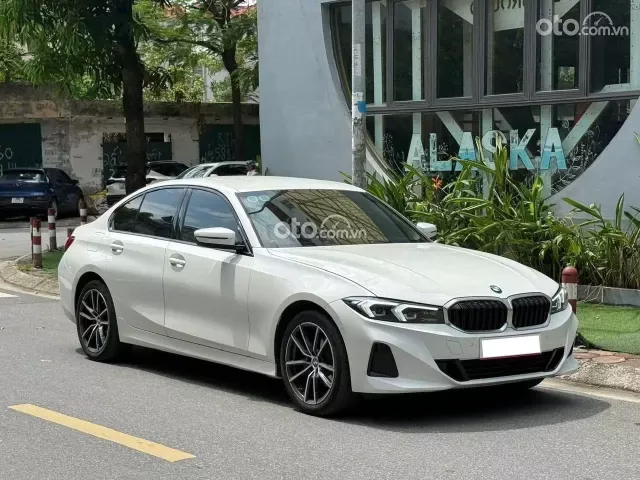 BMW 320i Sport Line 2024 2