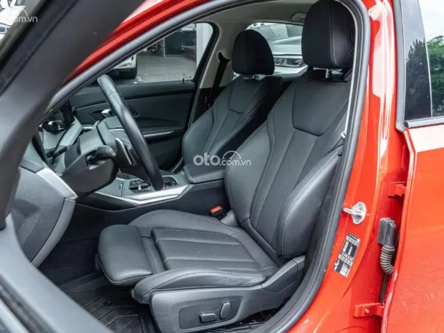 BMW 320i Sport Line 2025 13