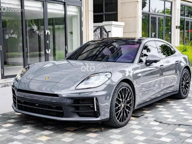 Porsche Panamera 2024 3