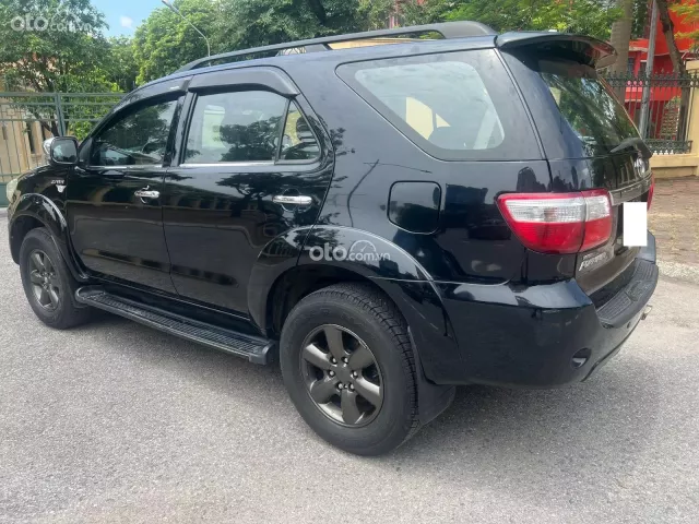 Toyota Fortuner 2.7 V 4X2 AT 2009 5