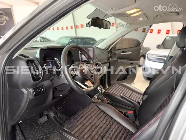 Kia Sonet 1.5 Luxury 2024 9