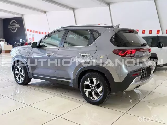 Kia Sonet 1.5 Luxury 2024 4