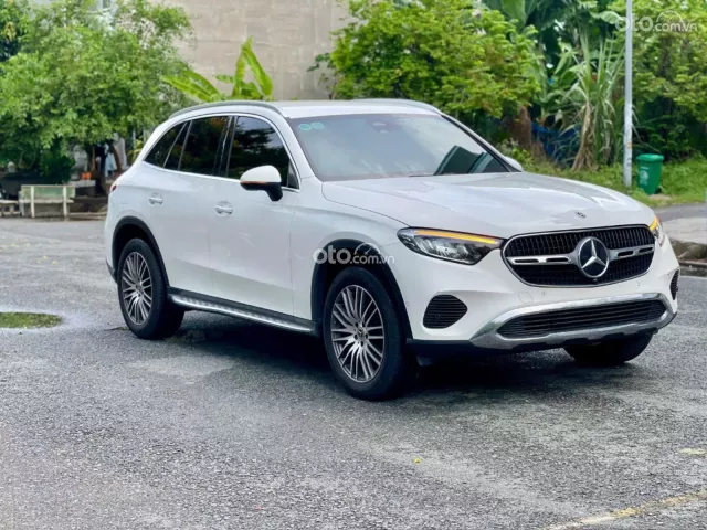 Mercedes GLC200 4Matic model 2024 siêu lướt cực đẹp