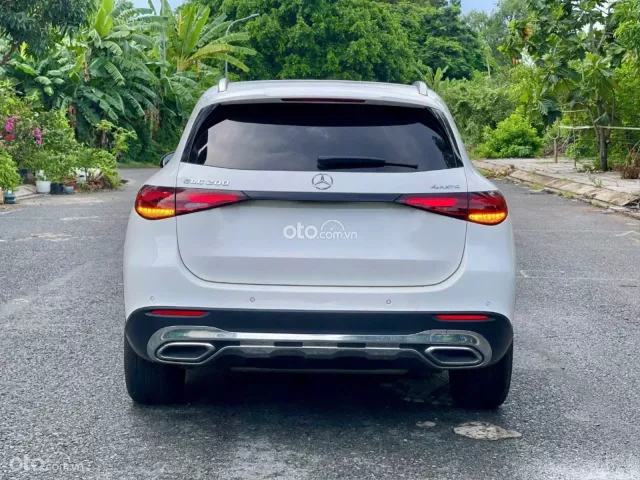 Mercedes GLC200 4Matic model 2024 siêu lướt cực đẹp