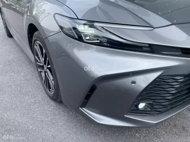 Toyota Camry 2.0Q 2025 5