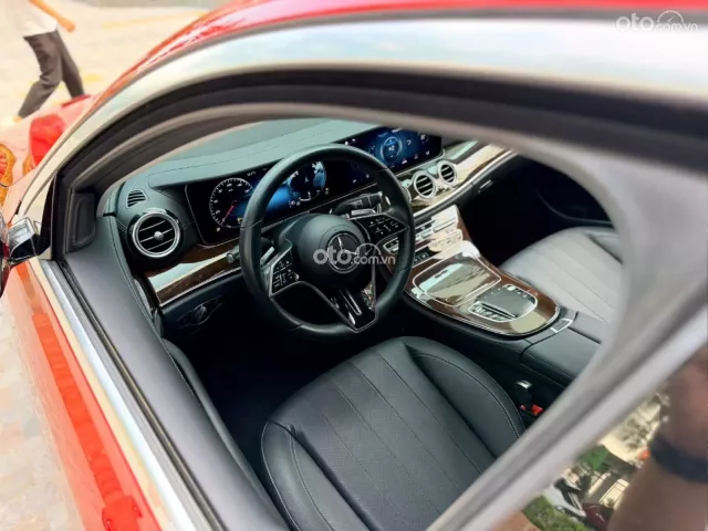 Mercedes-Benz E200 Exclusive V1 2022 5