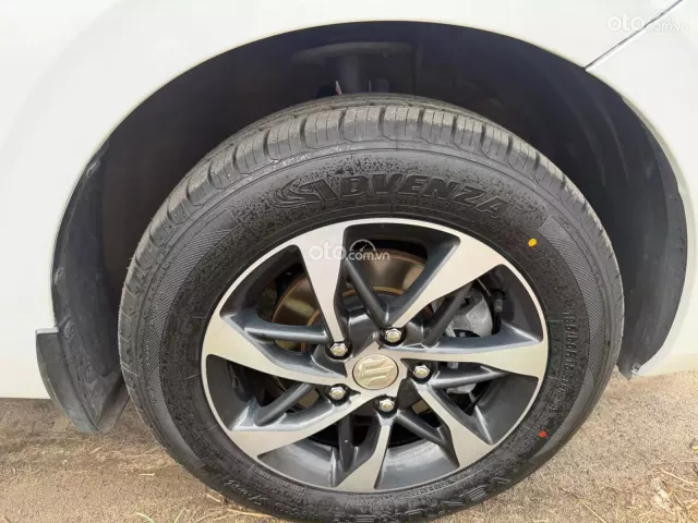 Suzuki Ertiga 1.5L Sport AT 2021 10