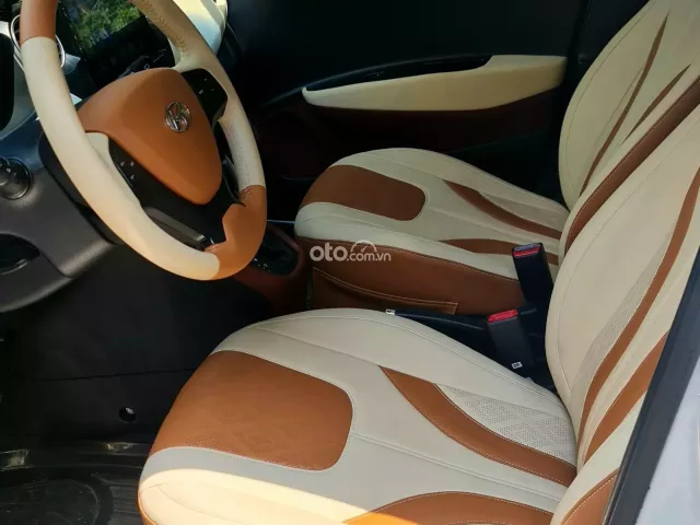 Hyundai Grand i10 Hatchback 1.2 AT 2018 4