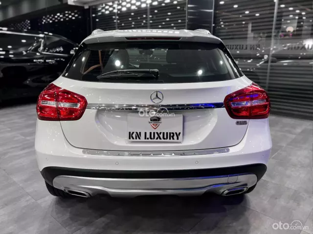 Mercedes-Benz GLA 200 1.6 I4 2016 3
