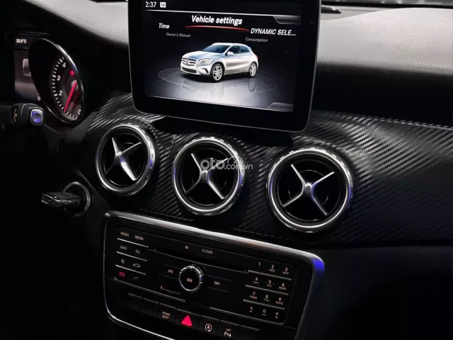 Mercedes-Benz GLA 200 1.6 I4 2016 16