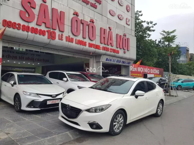 Mazda 3 1.5L Sedan 2016