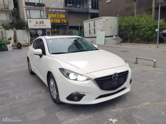 Mazda 3 1.5L Sedan 2016 3