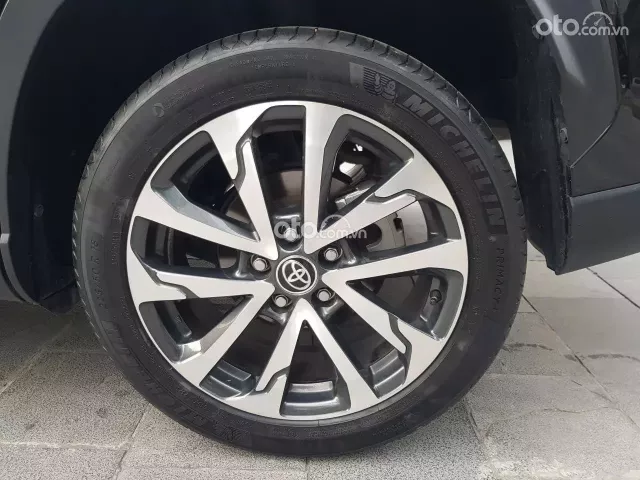 Toyota Corolla Cross 1.8 V  2023 8