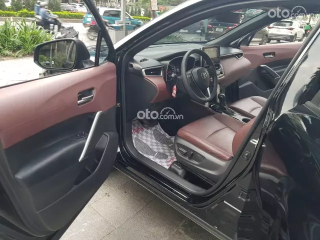 Toyota Corolla Cross 1.8 V  2023 13