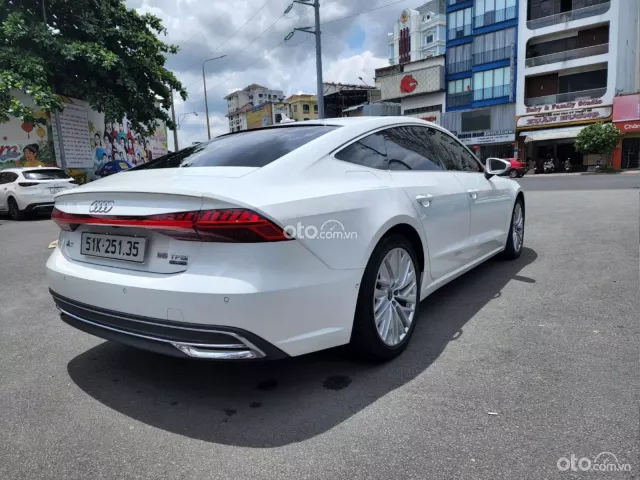 Audi A7 2022 6