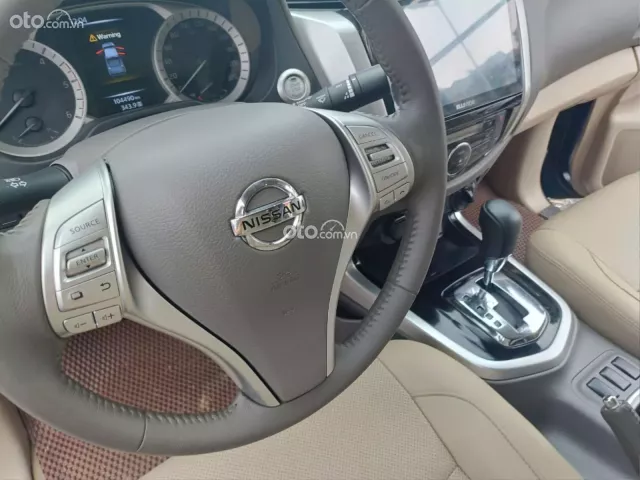 Nissan Navara VL 2.5 AT 2018 10