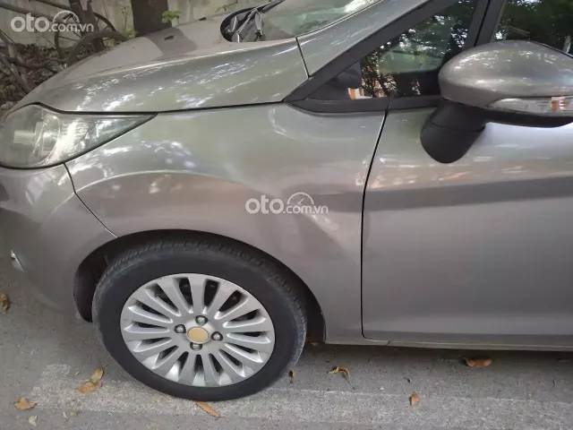 Ford Focus 1.6L 2011 5