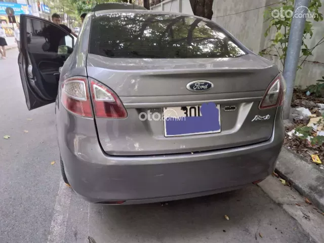 Ford Focus 1.6L 2011 6