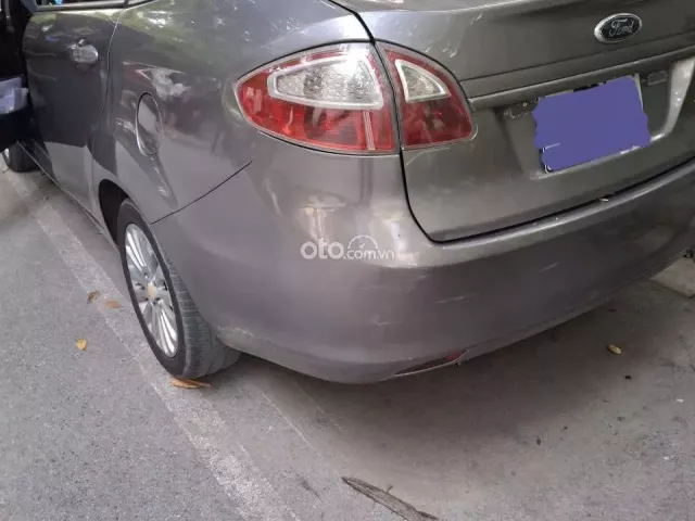 Ford Focus 1.6L 2011 7