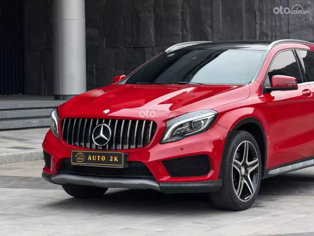 Mercedes-Benz GLA 250 4Matic 2015 4