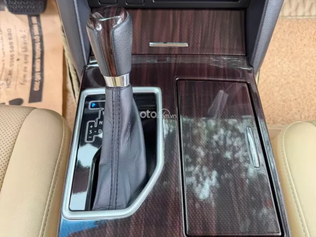Toyota Camry 2.0E 2018 19
