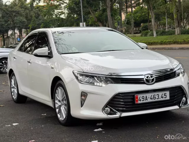 Toyota Camry 2.0E 2018 2