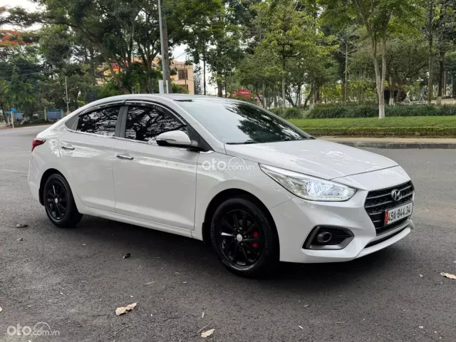 Hyundai Accent 1.4 AT 2019 4