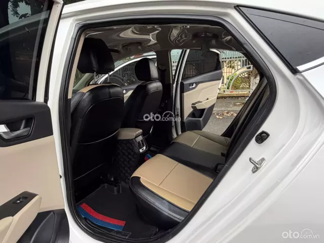 Hyundai Accent 1.4 AT 2019 13