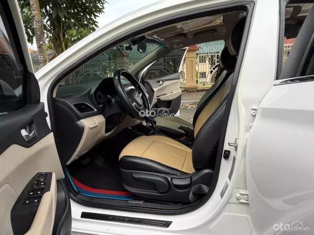 Hyundai Accent 1.4 AT 2019 12