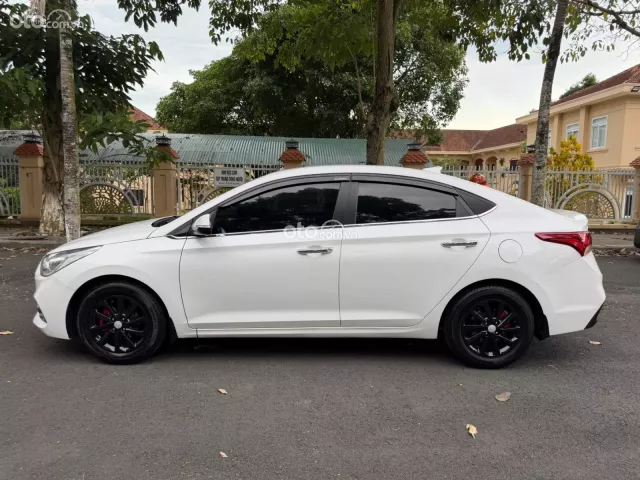 Hyundai Accent 1.4 AT 2019 21