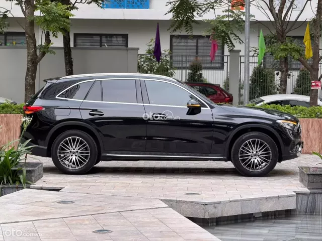 Mercedes-Benz GLC 200 4Matic 2023 3