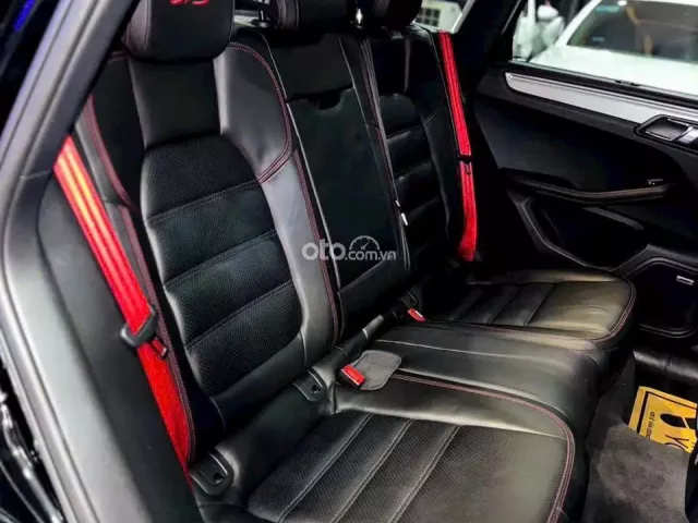 Porsche Macan GTS 2017 9