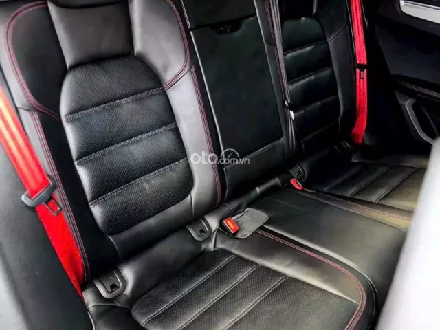 Porsche Macan GTS 2017 12
