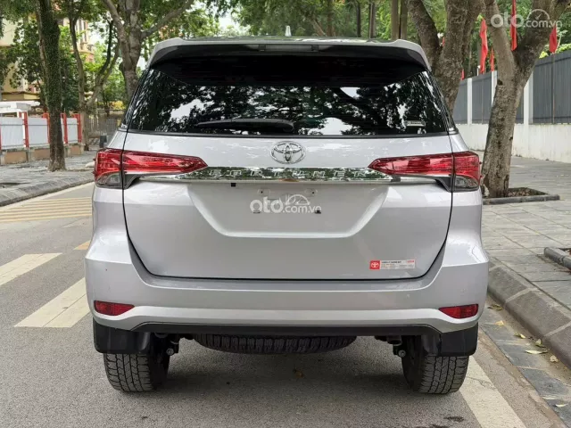 Toyota Fortuner 2.4G 4x2 AT  2024 6