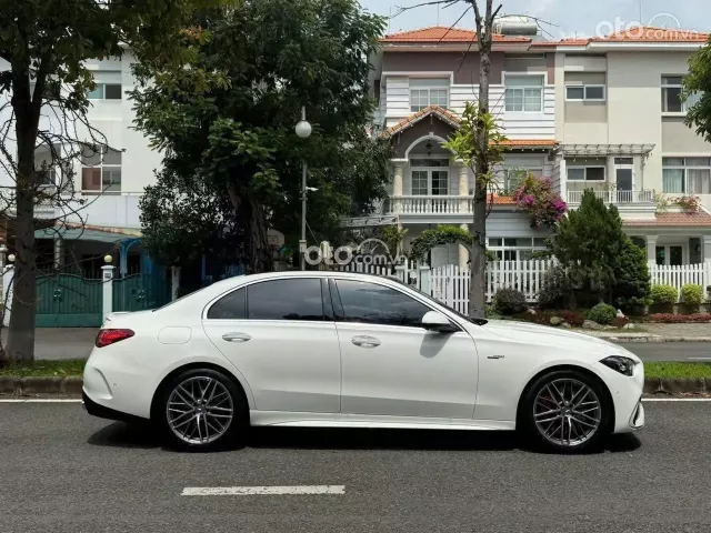 Mercedes-Benz C43 2024 6