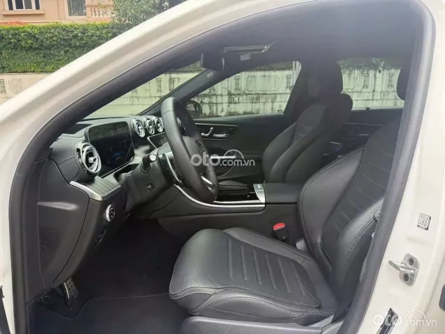 Mercedes-Benz C43 2024 8