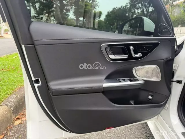 Mercedes-Benz C43 2024 7
