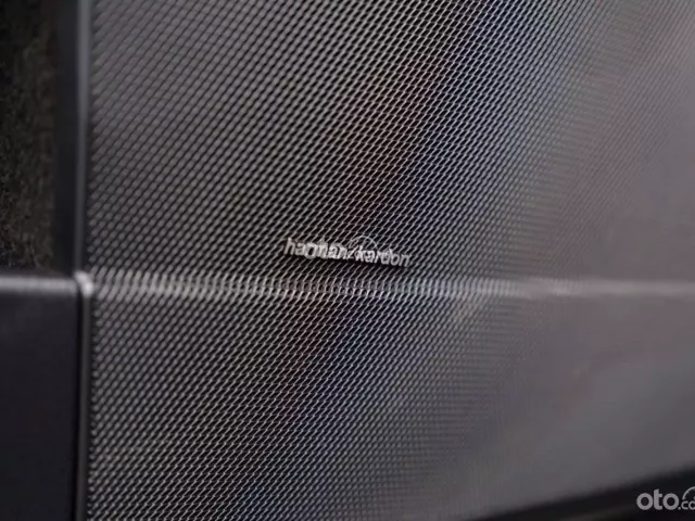Mercedes-Benz S63 2010 8