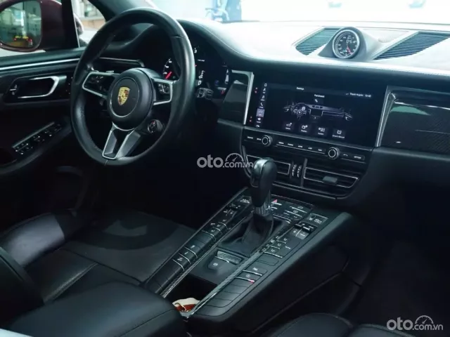 Porsche Macan Turbo 2021 9