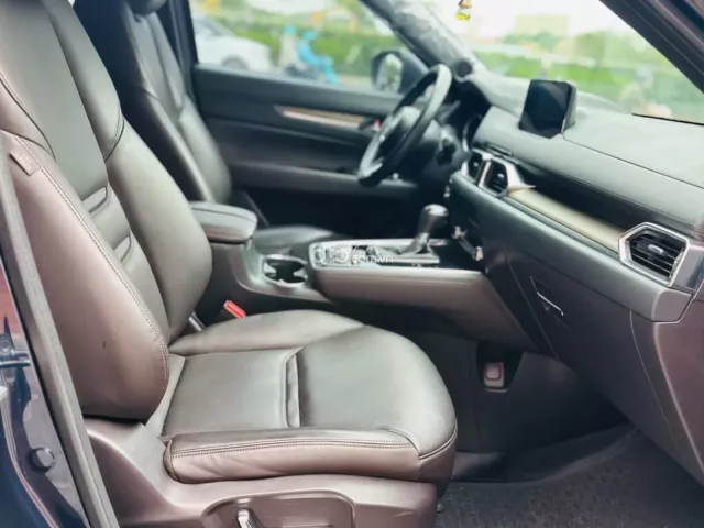 Mazda CX-8 Luxury 2022 5