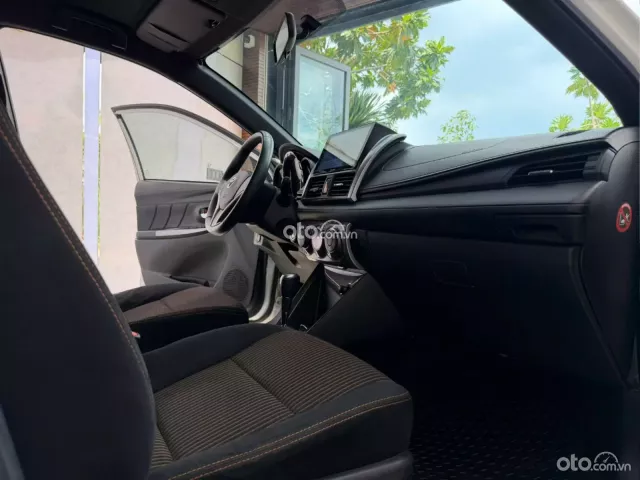 Toyota Yaris 1.5G 2017 10
