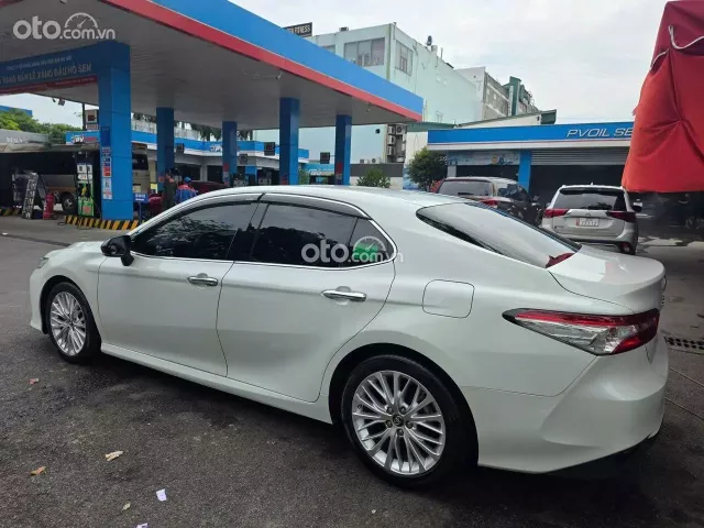 Toyota Camry 2.0G 2020 2