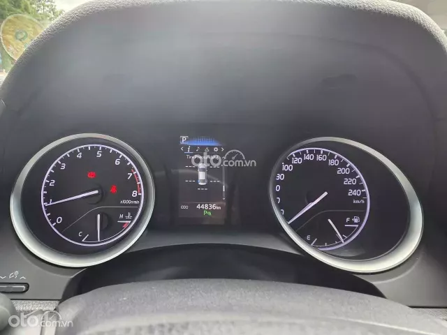 Toyota Camry 2.0G 2020 5